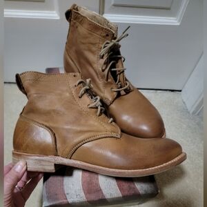 Vintage Brand Women's Tan Leather Boots Size 11M NWOT